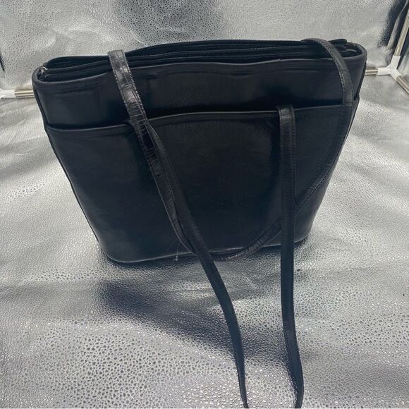 Brighton Black Vintage Leather Handbag. Outside GC, Inside VGC. Hand or Shoulder - Picture 4 of 16